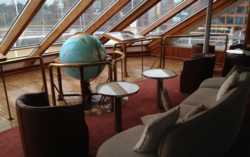 CRUCEROS DE EXPLORACION OCEAN DIAMOND ISLANDIA CRUCEROS ICELAND CRUISES OCEAN DIAMOND EXPEDITION CRUISES POLAR CRUISES ARTIC CRUISES ISLANDIA CRUCEROS BARCO PEQUEÑO ISLAND TOURS CRUISES ICELAND